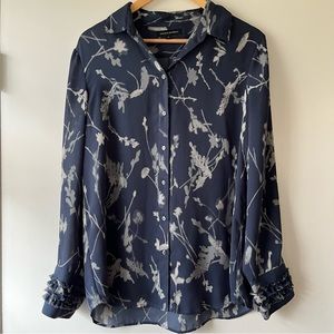 Banana Republic Blue and Gray Abstract Floral Print Long Sleeve Blouse- Size M